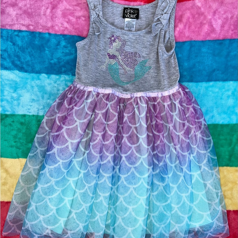 Mermaid 🧜♀️ dress , size 5 kids